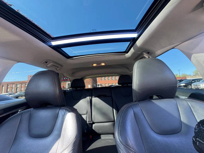 2017 Volvo XC60 T5 Inscription