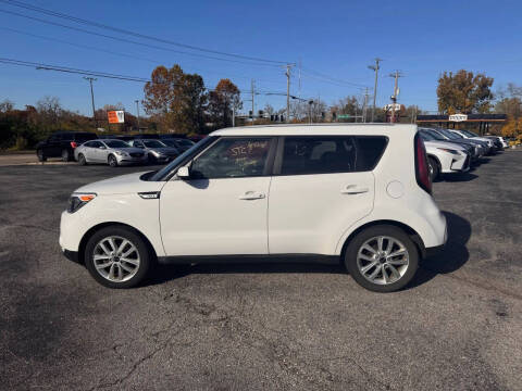 2017 Kia Soul +