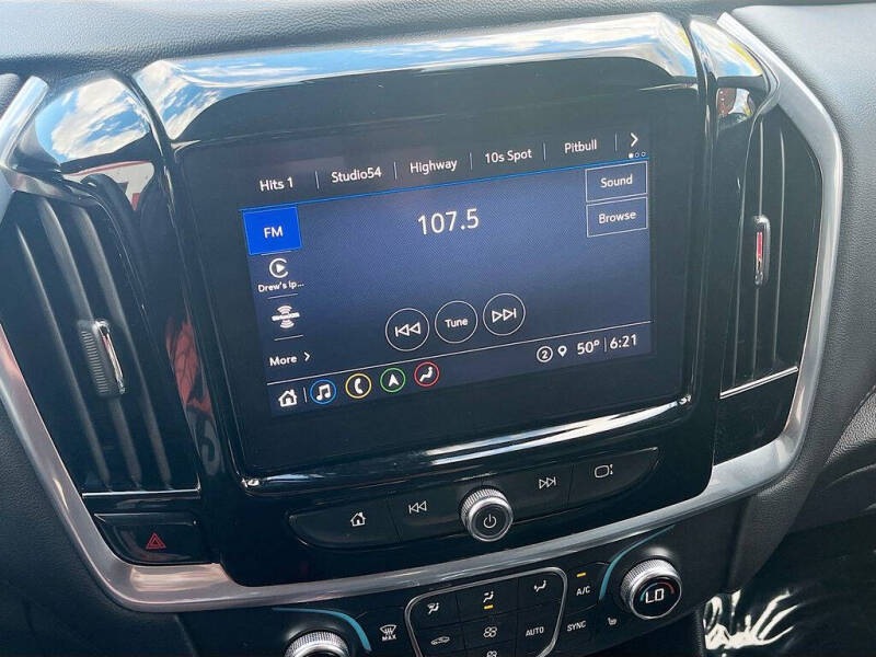 2023 Chevrolet Traverse RS