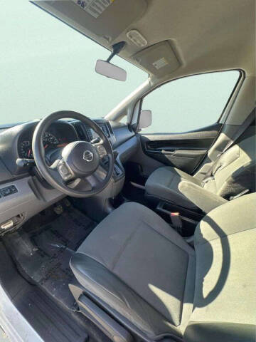 2013 Nissan NV200 SV