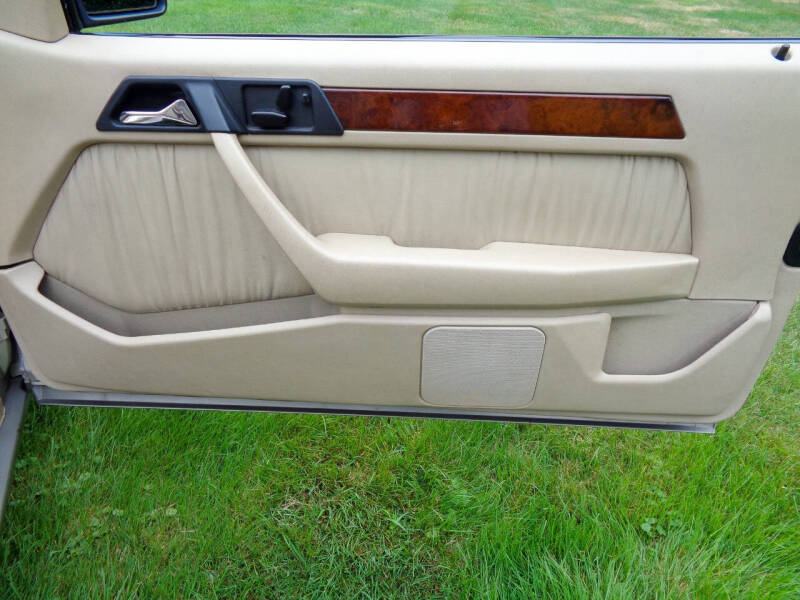 1995 Mercedes-Benz E-Class E 320