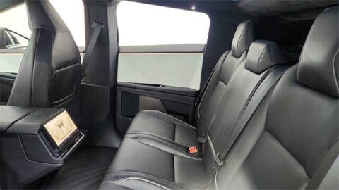 2024 Tesla Cybertruck Cyberbeast