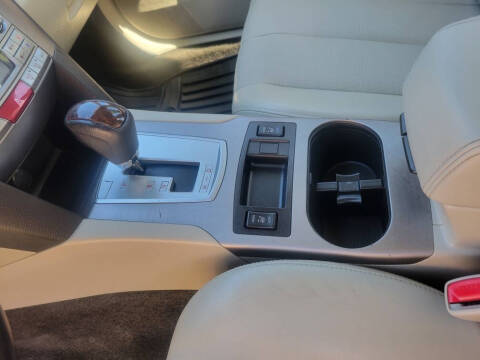 2013 Subaru Legacy 3.6R Limited