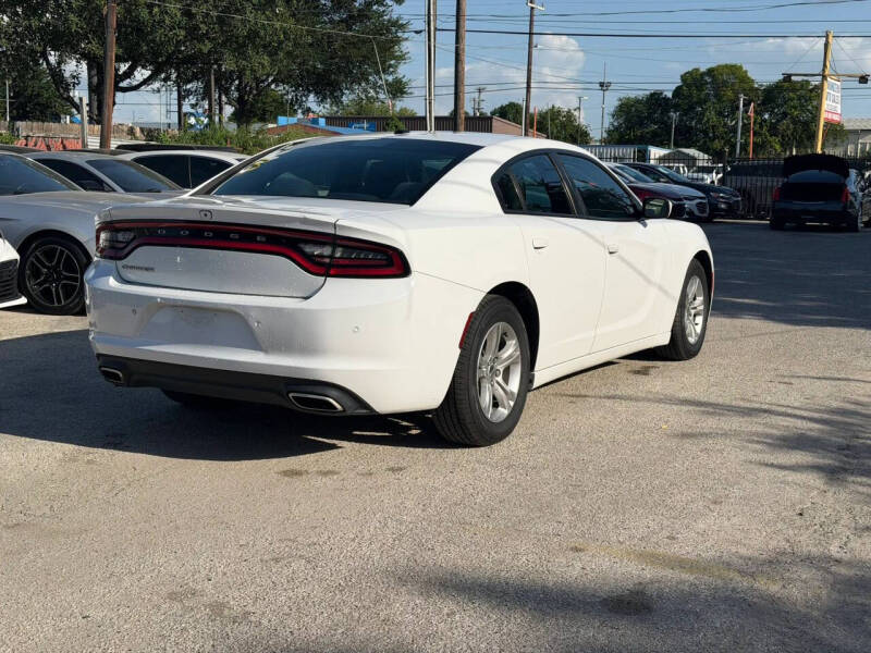 2019 Dodge Charger SXT