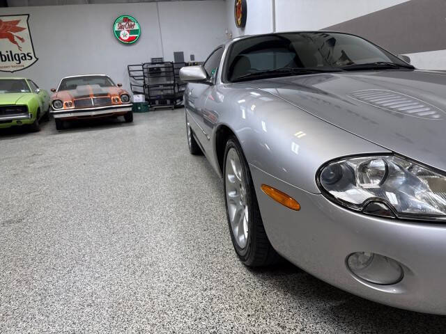 2001 Jaguar XKR