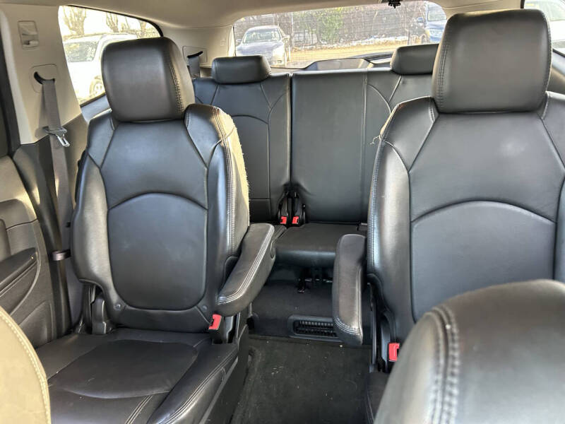 2012 Chevrolet Traverse LT