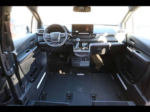 2025 Toyota Sienna XSE 7-Passenger