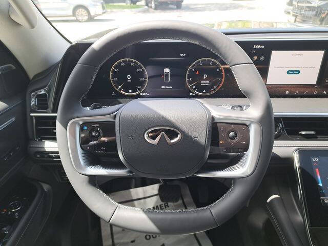 2027 Infiniti QX80 Luxe