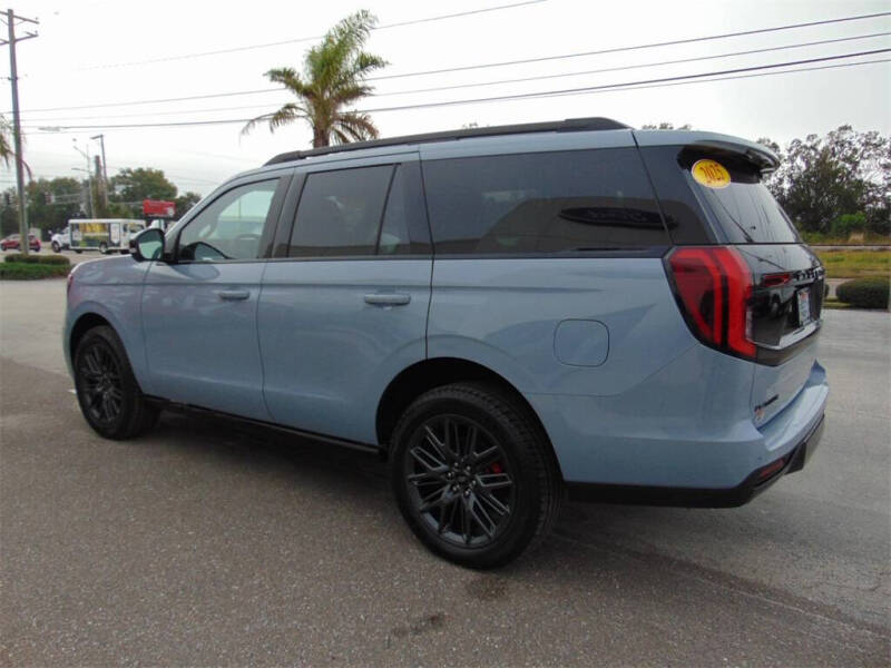 2025 Ford Expedition Platinum