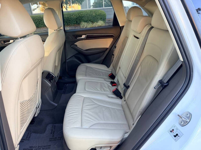 2015 Audi Q5 2.0T quattro Premium Plus