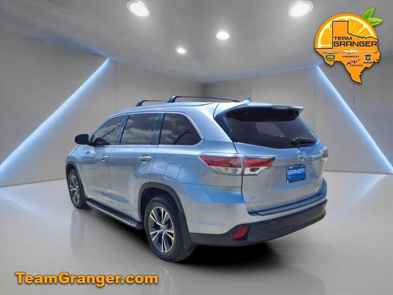 2016 Toyota Highlander XLE