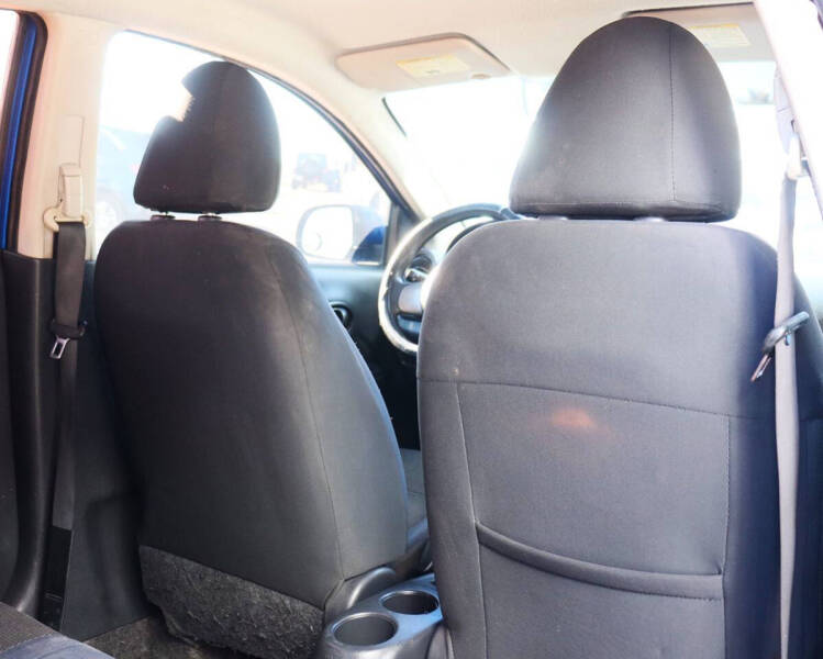 2012 Nissan Versa 1.6 SV