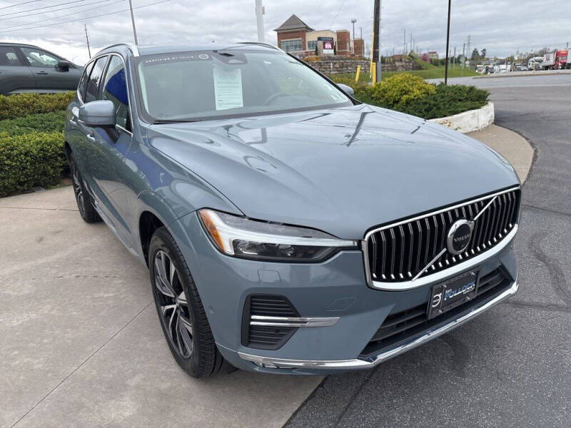 2023 Volvo XC60 B5 Plus Bright Theme