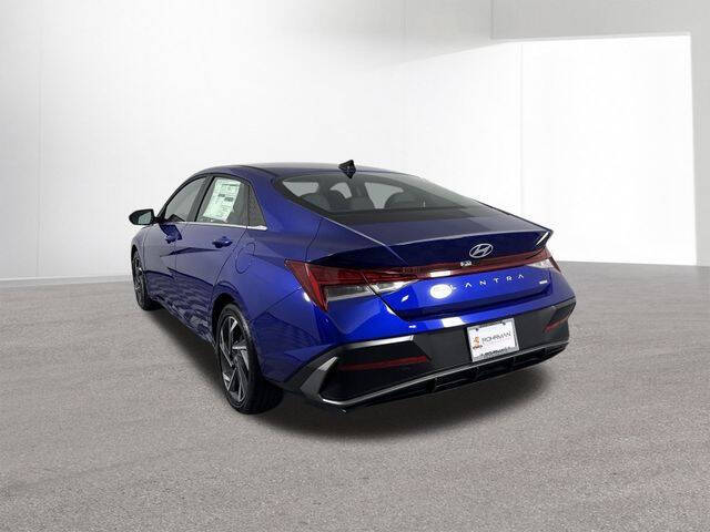 2025 Hyundai Elantra Hybrid Limited