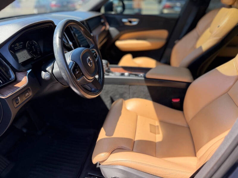 2019 Volvo XC60 T5 Inscription