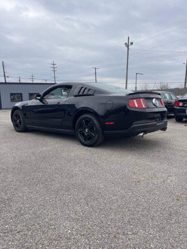 2010 Ford Mustang V6