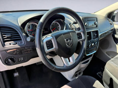 2014 Dodge Grand Caravan American Value Package