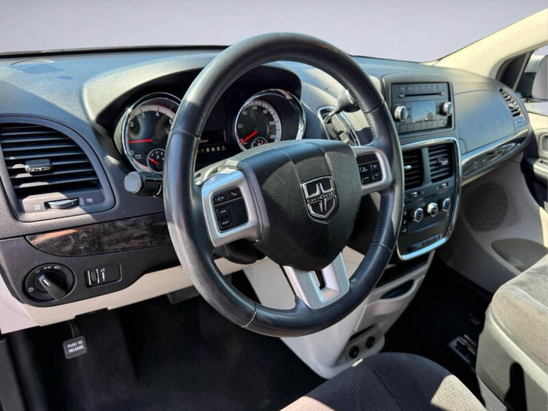 2014 Dodge Grand Caravan American Value Package