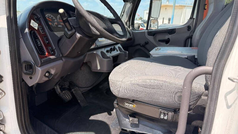 2016 Freightliner S2 Chassis