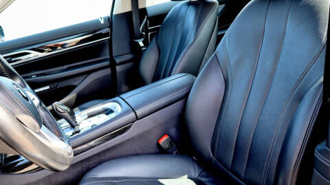 2018 BMW 7 Series 740i