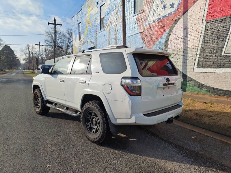 2020 Toyota 4Runner SR5