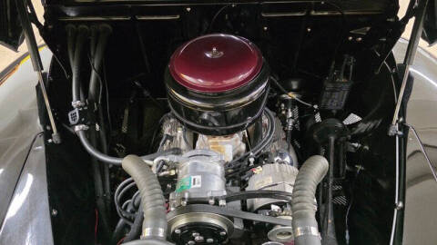 1942 Ford Super Deluxe