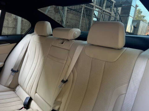 2021 BMW 5 Series 530i