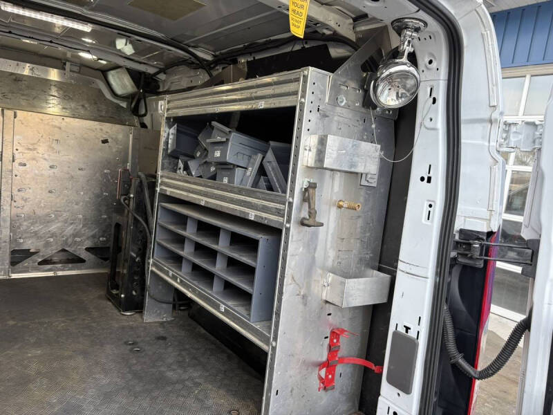 2022 Ford Transit 250