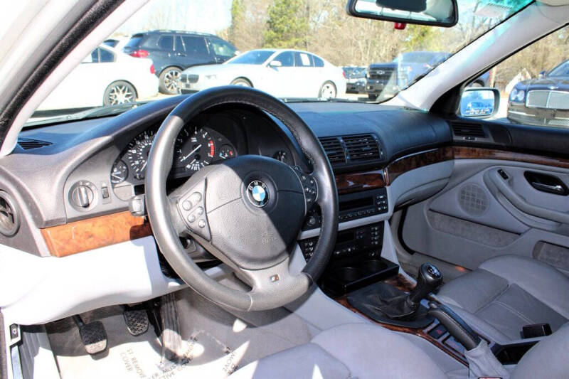2000 BMW 5 Series 540i