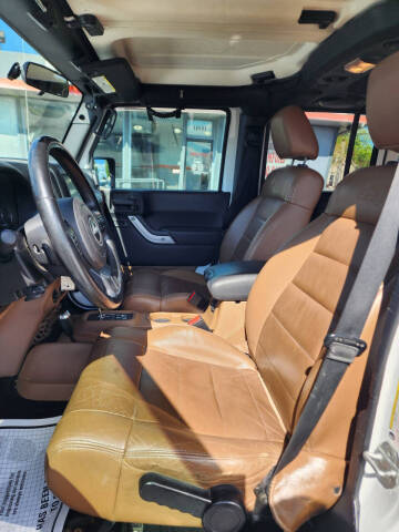 2012 Jeep Wrangler Unlimited Sahara