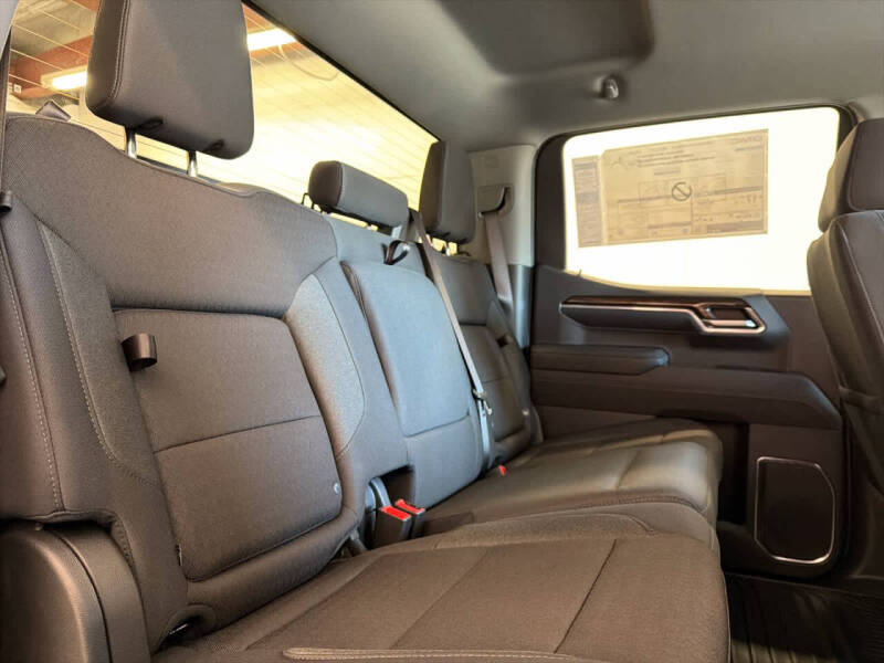 2026 GMC Sierra 1500 Elevation Standard