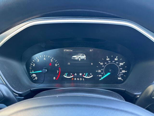 2020 Ford Escape SE