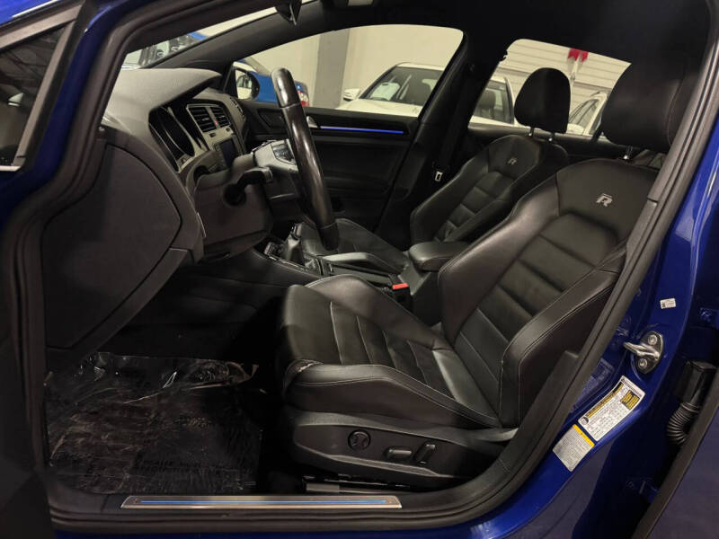 2016 Volkswagen Golf R