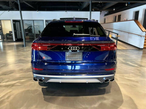 2022 Audi SQ8 4.0T quattro Prestige