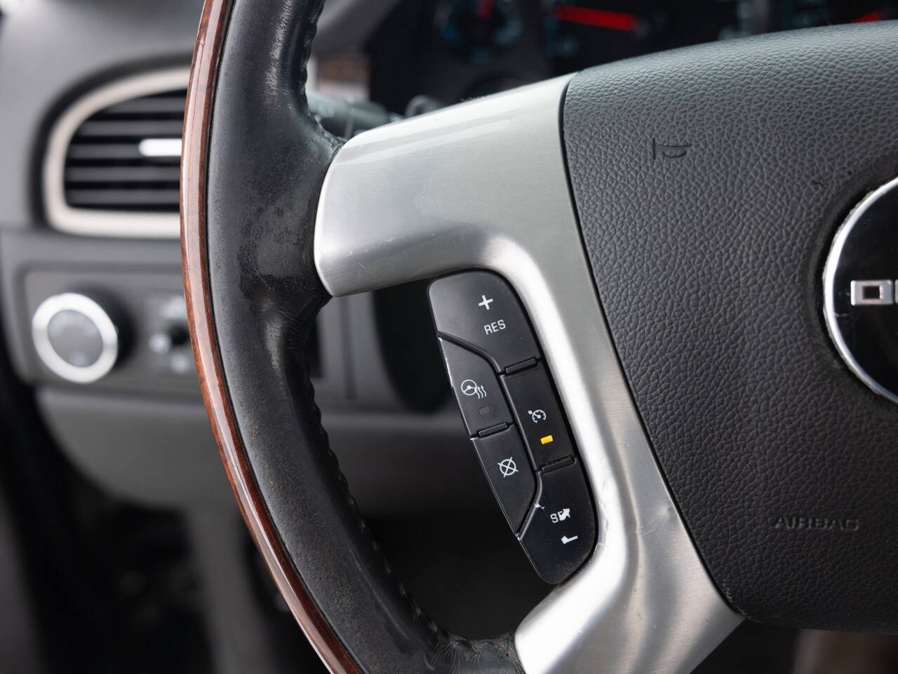 Used Car 2011 Gmc Yukon Xl  Denali Awd Xl 4dr Suv For Sale Under $15,000 In Coal City, Illinois