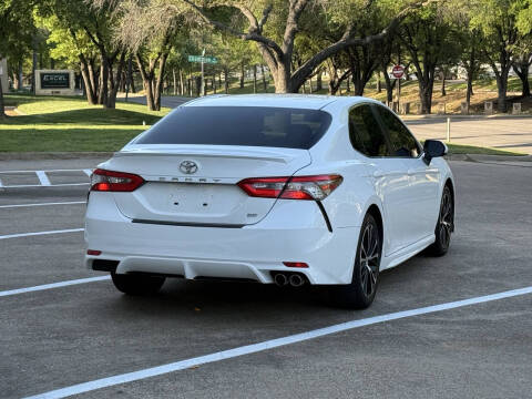 2018 Toyota Camry SE