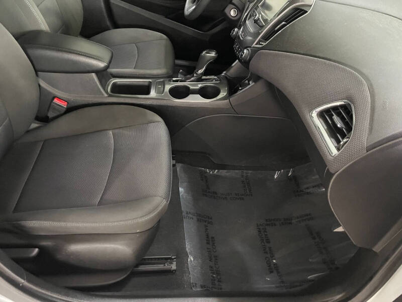 2018 Chevrolet Cruze LT Auto