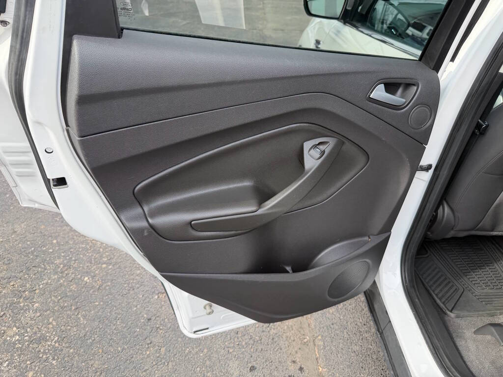 2013 Ford Escape 32