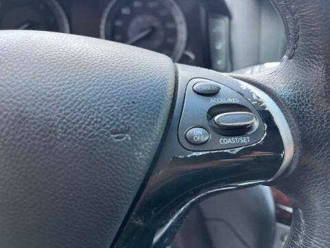 2011 Infiniti M37