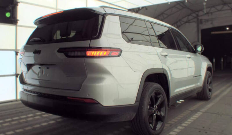 2024 Jeep Grand Cherokee L Altitude
