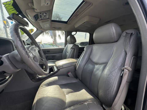 2005 GMC Yukon XL Denali