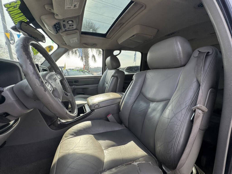 2005 GMC Yukon XL Denali