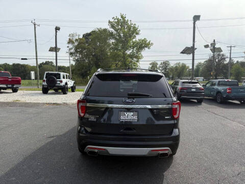 2017 Ford Explorer Platinum