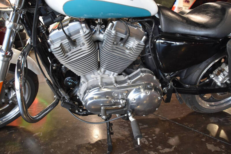 2017 Harley-Davidson XL883L Sportster SuperLow