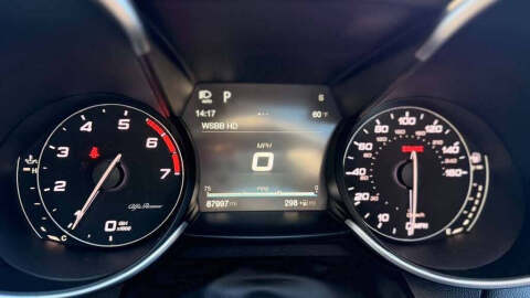 2017 Alfa Romeo Giulia Ti