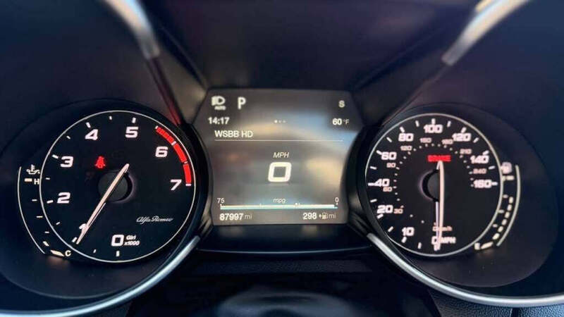2017 Alfa Romeo Giulia Ti
