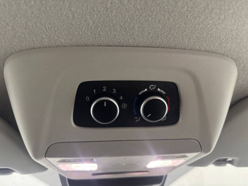 2024 Ford Transit 350 XLT