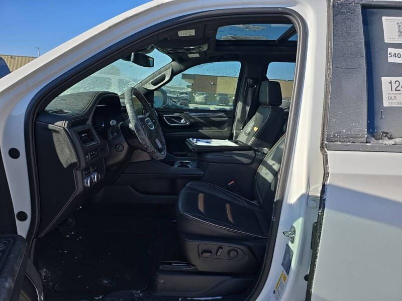 2024 GMC Yukon AT4