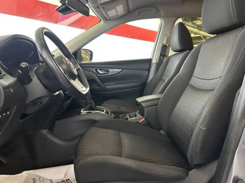 2020 Nissan Rogue