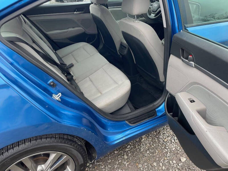 2018 Hyundai Elantra SEL